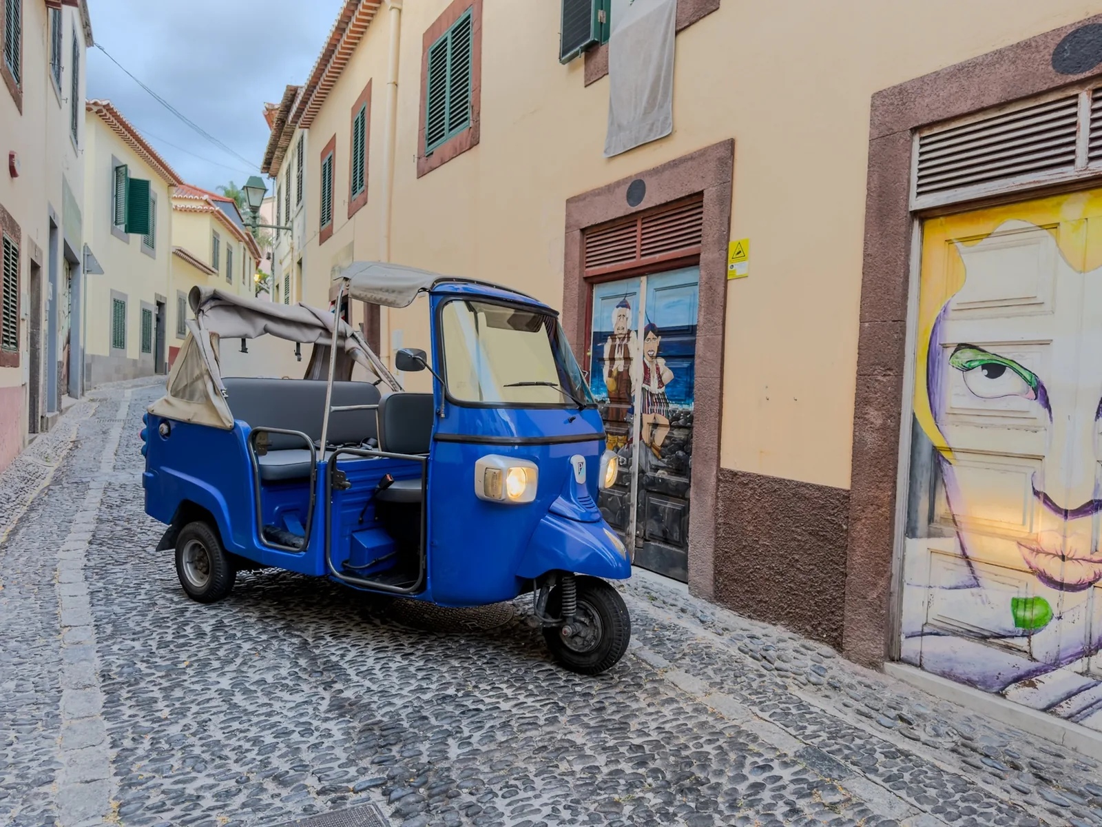 Funchal City private Tuk-Tuk tour in Madeira